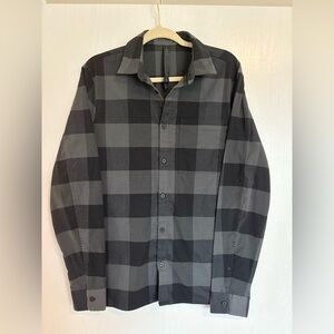 Men’s Lululemon Button Up Shirt